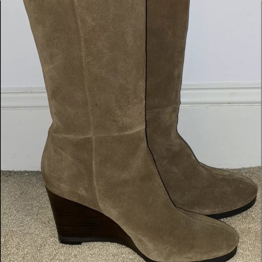 Franco Sarto Women’s Tall  Suede 4” Wedge Heel Boots Size 9 New